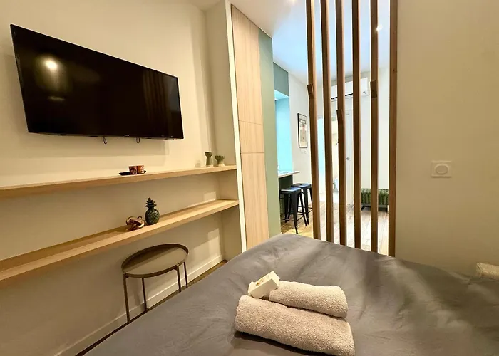 L'ecrin De Duguesclin Comfort & Charm In 3rd Arrondissement *